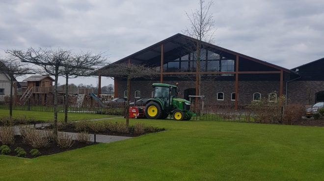 Beluchten Kootwijkerbroek1 Gazon beluchten Kootwijkerbroek