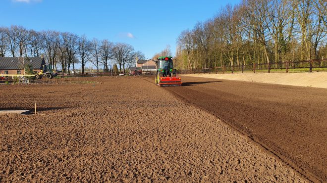 Wijk bij Duurstede ( Gras inzaaien door Grastotaal.nl) Wijk bij Duurstede ( Gras inzaaien door Grastotaal.nl)