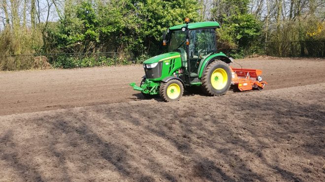 Weide inzaaien Steenbergen7 Grastotaal_Gras zaaien weiland